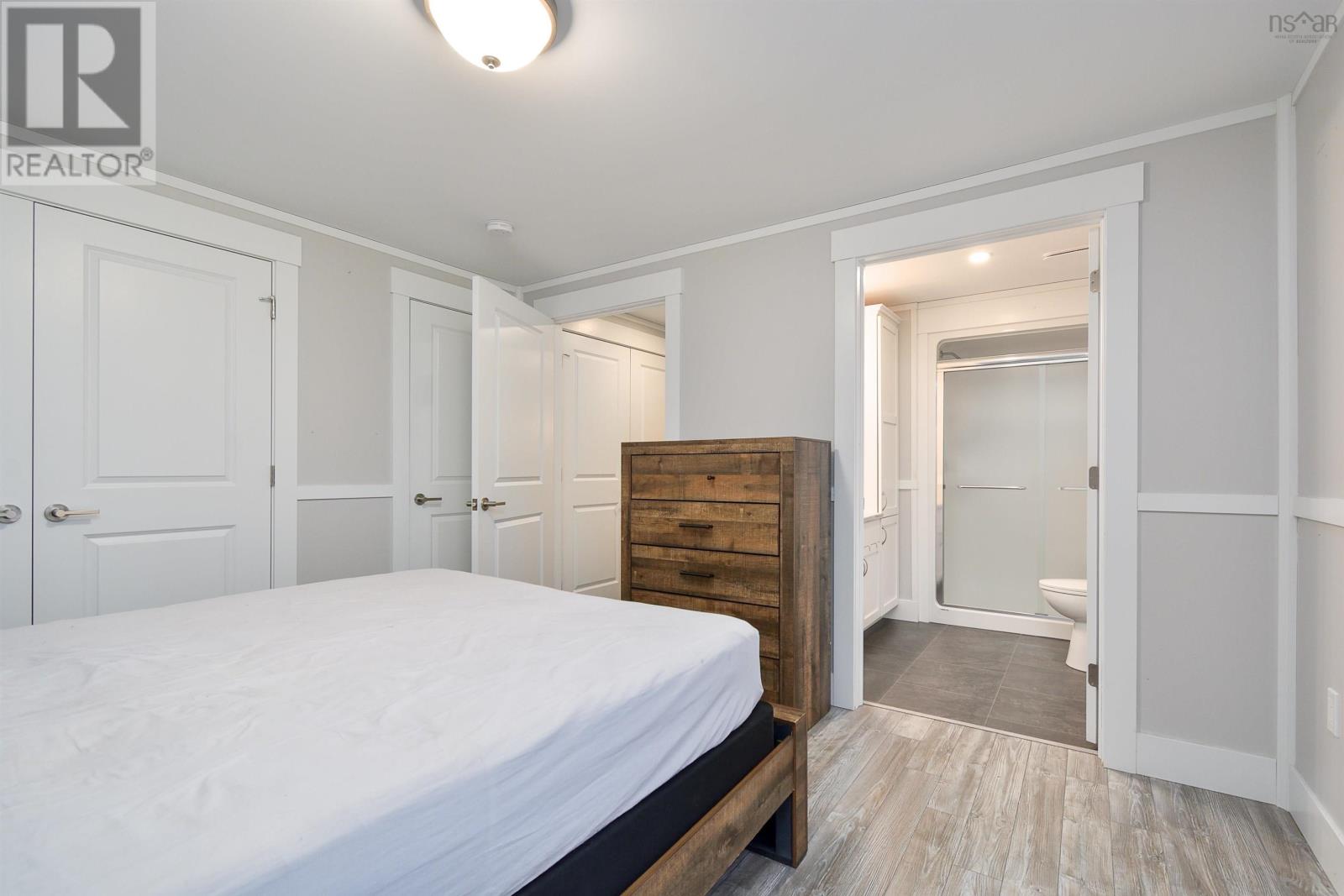 For sale 36 SECOND Street, Howie Centre, Nova Scotia B1L1C9