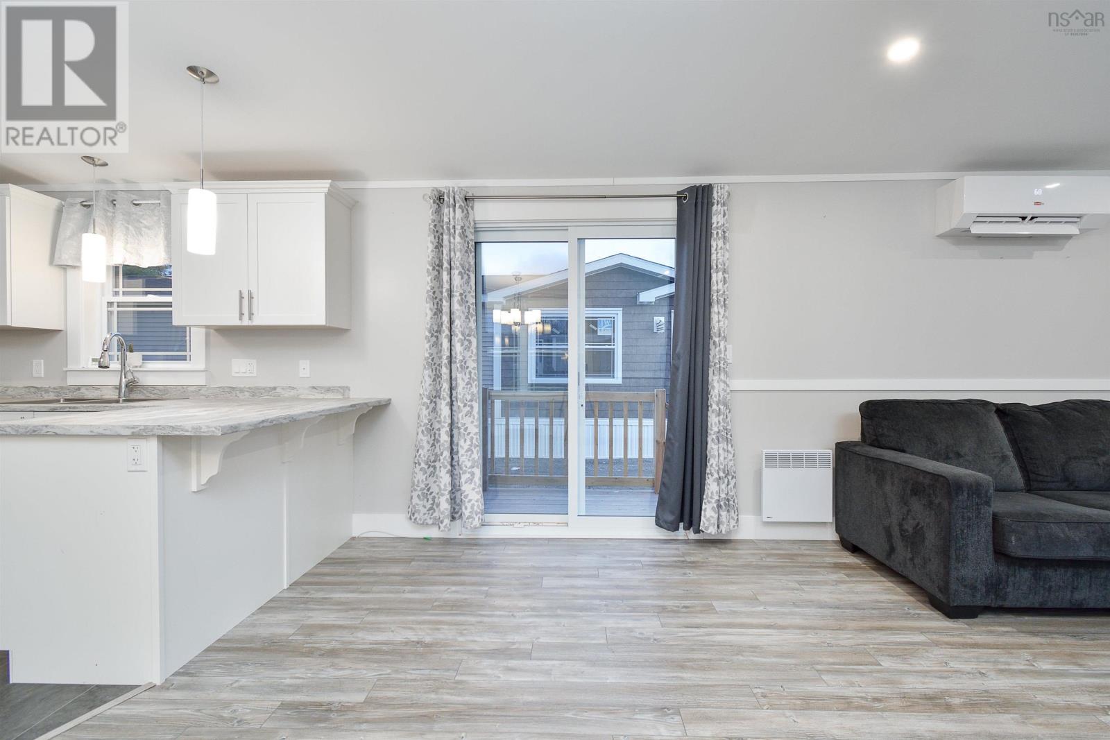 For sale 36 SECOND Street, Howie Centre, Nova Scotia B1L1C9