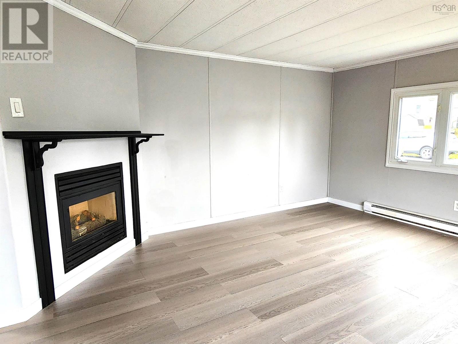 For sale 1056 Bustin Avenue, Beaver Bank, Nova Scotia B4E1K9 202323524 REALTOR.ca