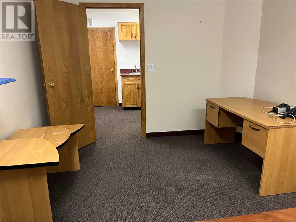 For lease 301 Forrestry Drive, Red Earth Creek, Alberta T0G1X0