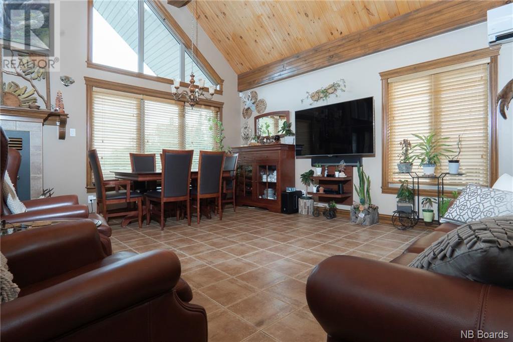 For sale 438 Titus Road, SaintJosephDeMadawaska, New Brunswick E7B2S8 NB091010 REALTOR.ca