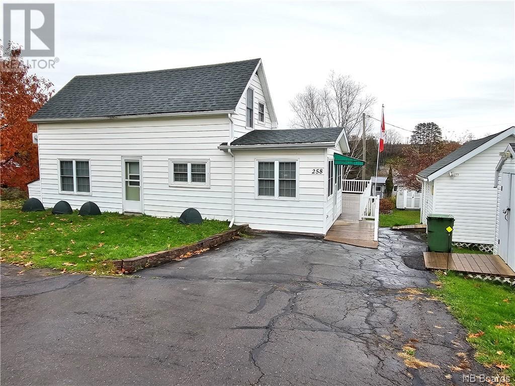 For sale 258 Main Street, Plaster Rock, New Brunswick E7G2C8