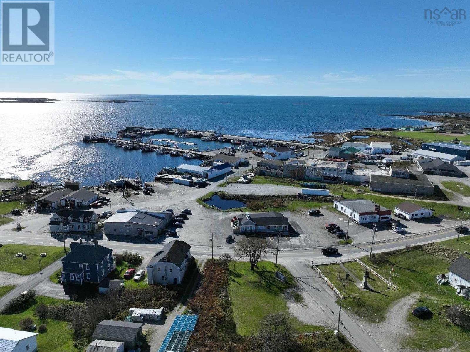 2743 Main Street, Clark's Harbour, Nova Scotia B0W1P0 REALTOR.ca