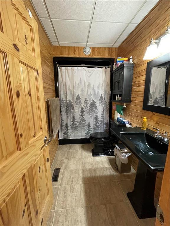 For sale 266 Shoreline Road, Cranberry Portage, Manitoba R0B0H0