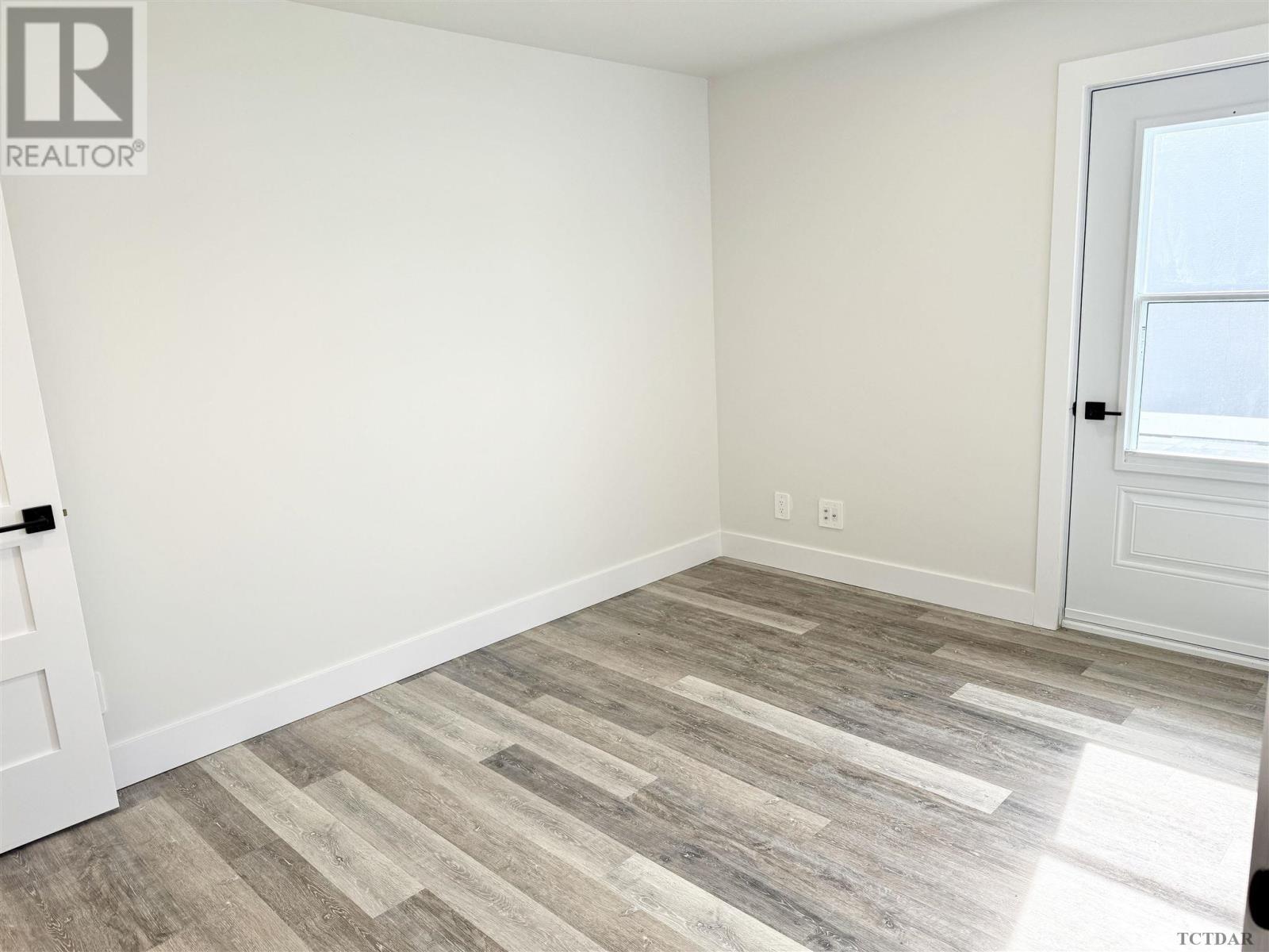 For sale 14 Golf ST, Kapuskasing, Ontario P5N3J6 TM231712 REALTOR.ca