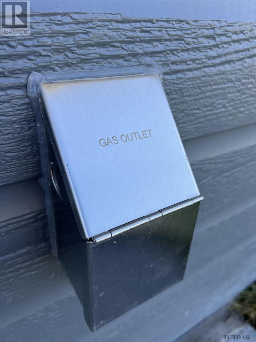 For sale 14 Golf ST, Kapuskasing, Ontario P5N3J6 TM231712 REALTOR.ca