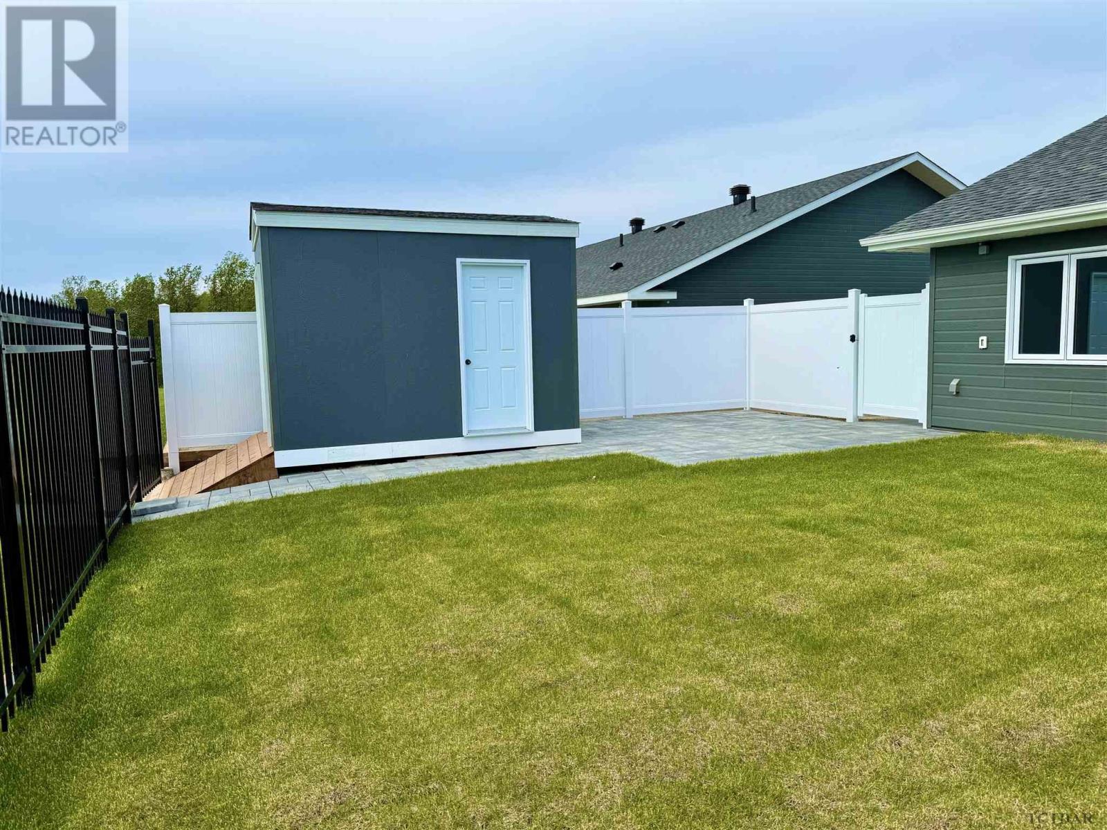 For sale 18 Golf ST, Kapuskasing, Ontario P5N3J6 TM231714 REALTOR.ca