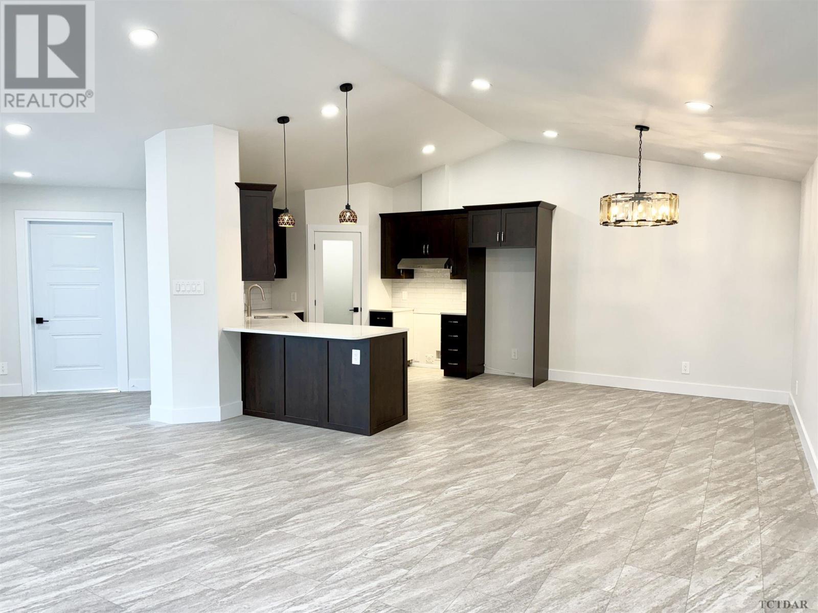 For sale 18 Golf ST, Kapuskasing, Ontario P5N3J6 TM231714 REALTOR.ca