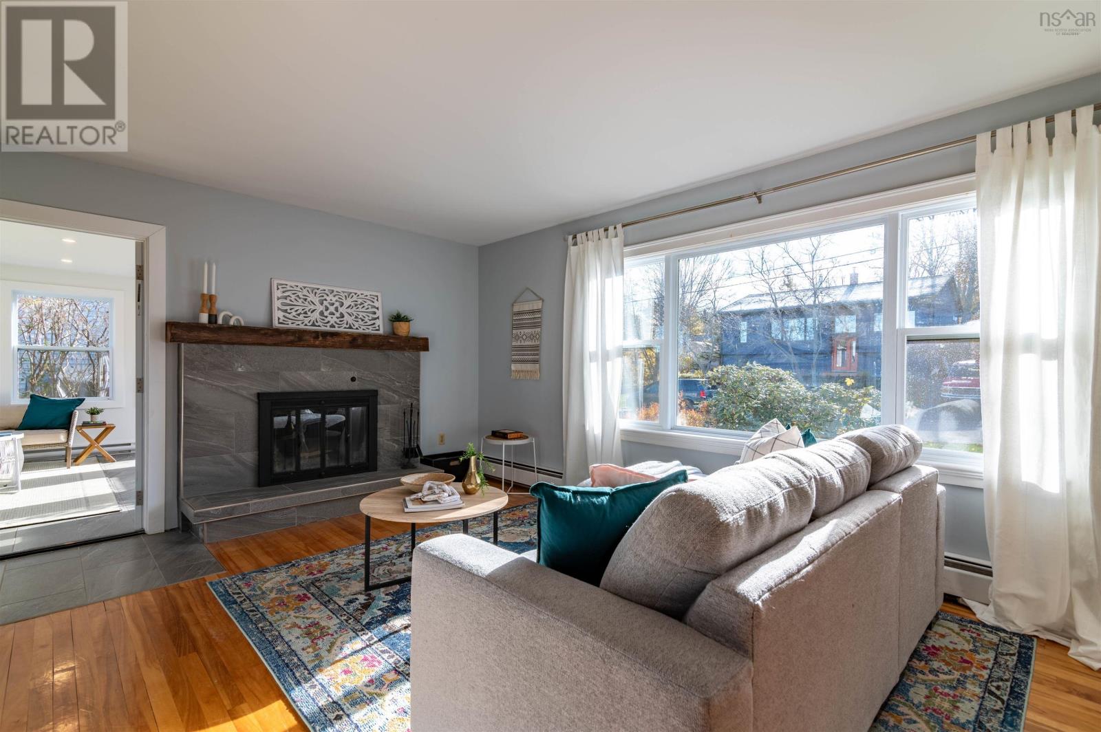 For sale 52 Woodland Drive, Wolfville, Nova Scotia B4P1H8 202322287 REALTOR.ca