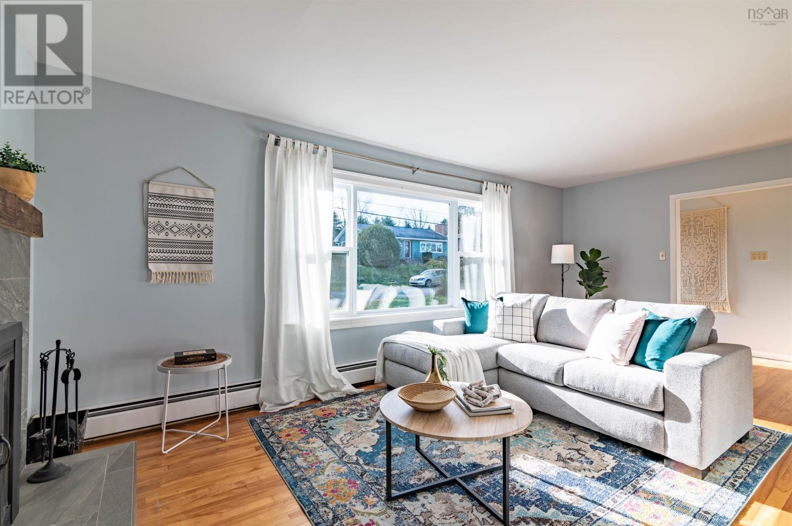 For sale 52 Woodland Drive, Wolfville, Nova Scotia B4P1H8 202322287