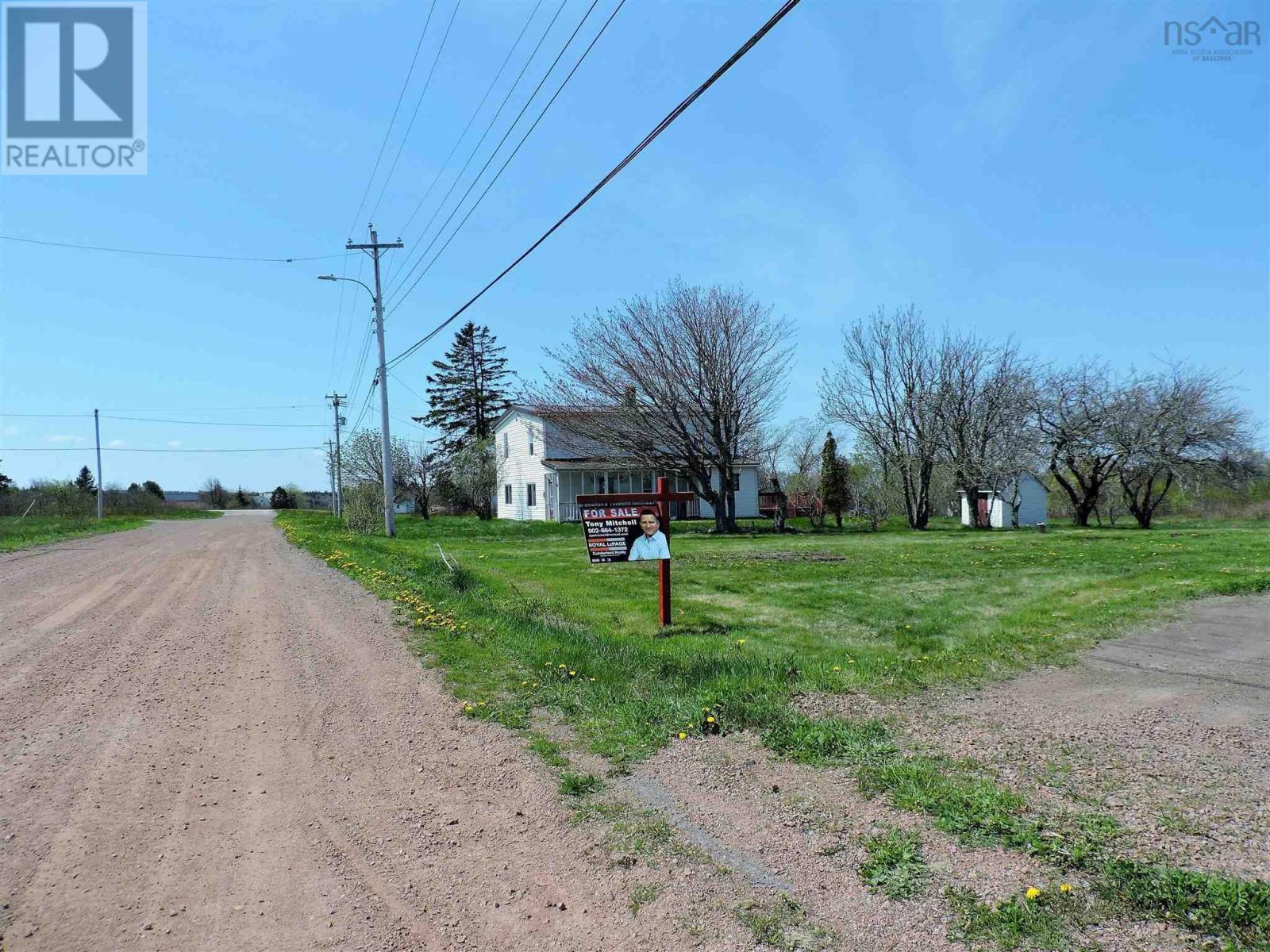 For sale 27 Hurley Road, Joggins, Nova Scotia B0L1A0 202325662