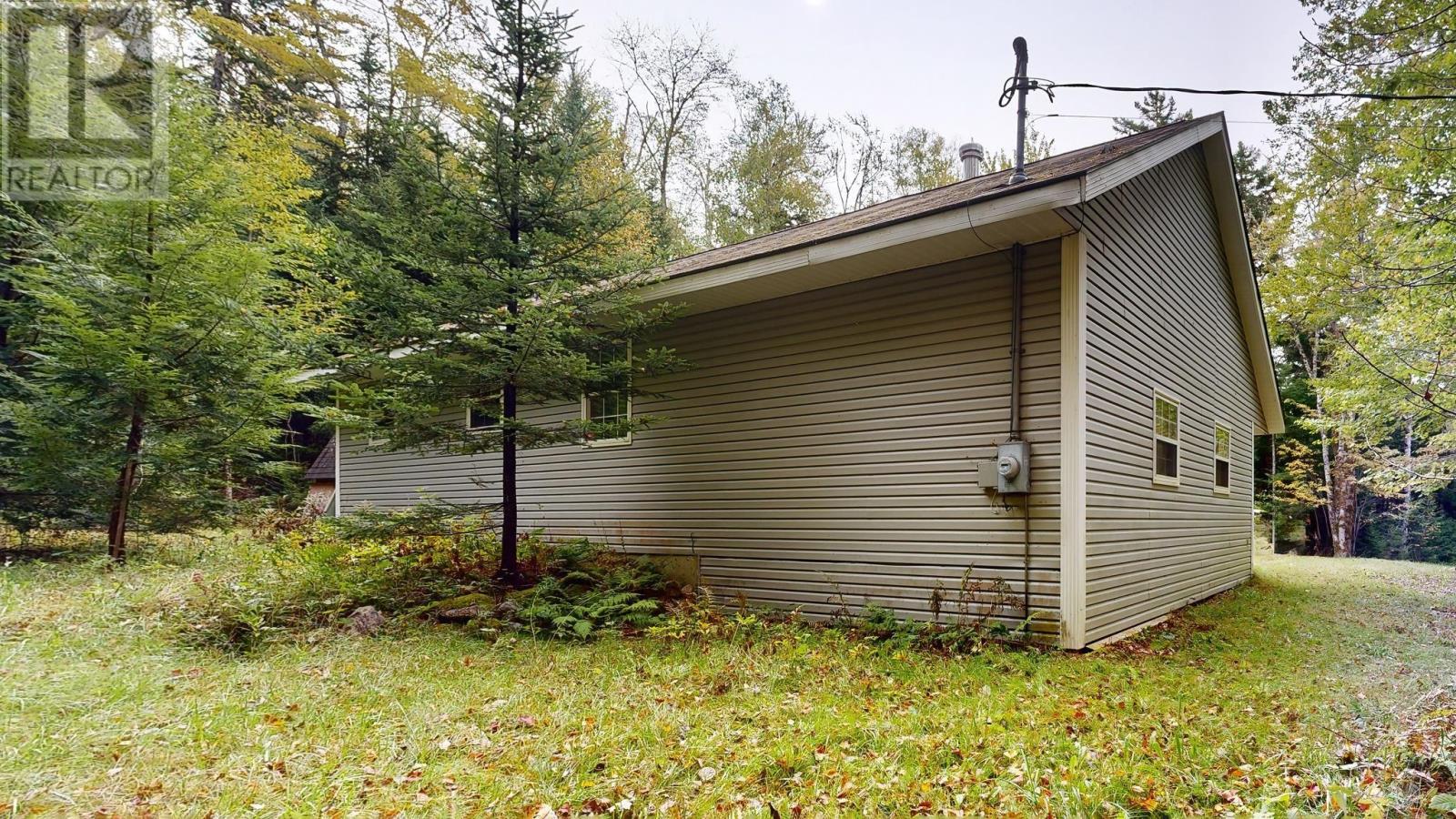 For sale 602 Lakecrest Drive, Armstrong Lake, Nova Scotia B0R1H0