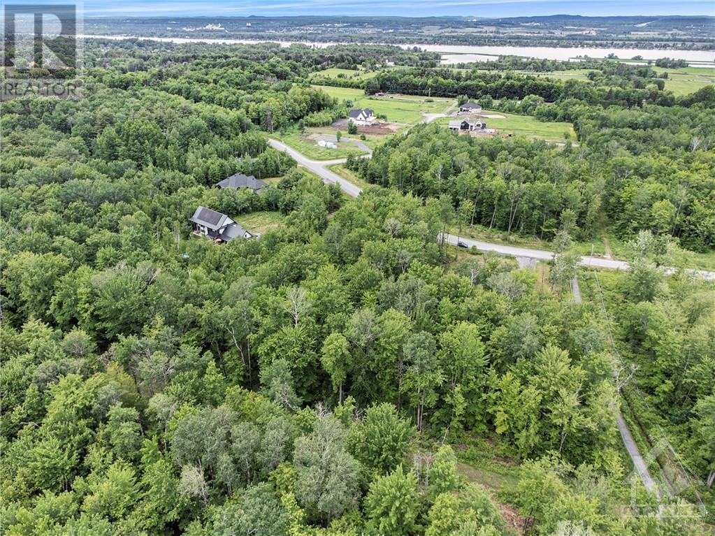 For sale 1590 KINSELLA DRIVE, Ottawa, Ontario K4C1A9 1371628