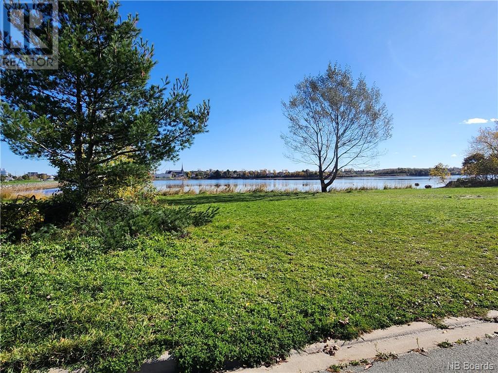 For sale 743 O'Neil, Bathurst, New Brunswick E2A2L2 NB094654 REALTOR.ca