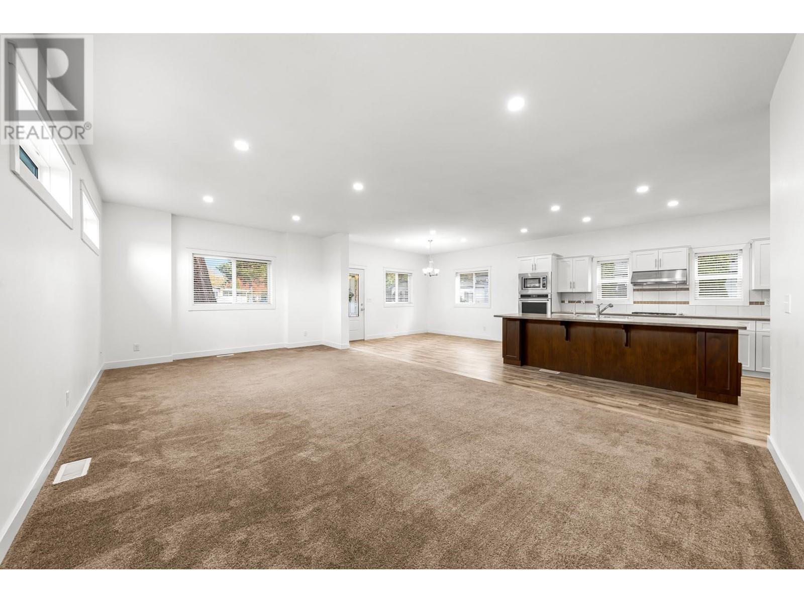 For sale 132 145 KING EDWARD STREET, Coquitlam, British Columbia V3K6M2 R2829369 REALTOR.ca