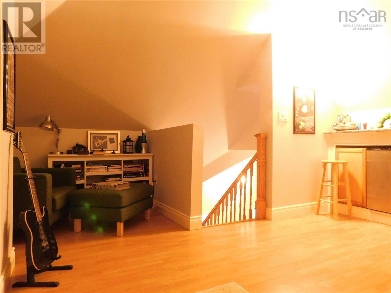 For sale 406 Purves Street, North Sydney, Nova Scotia B2A1C6