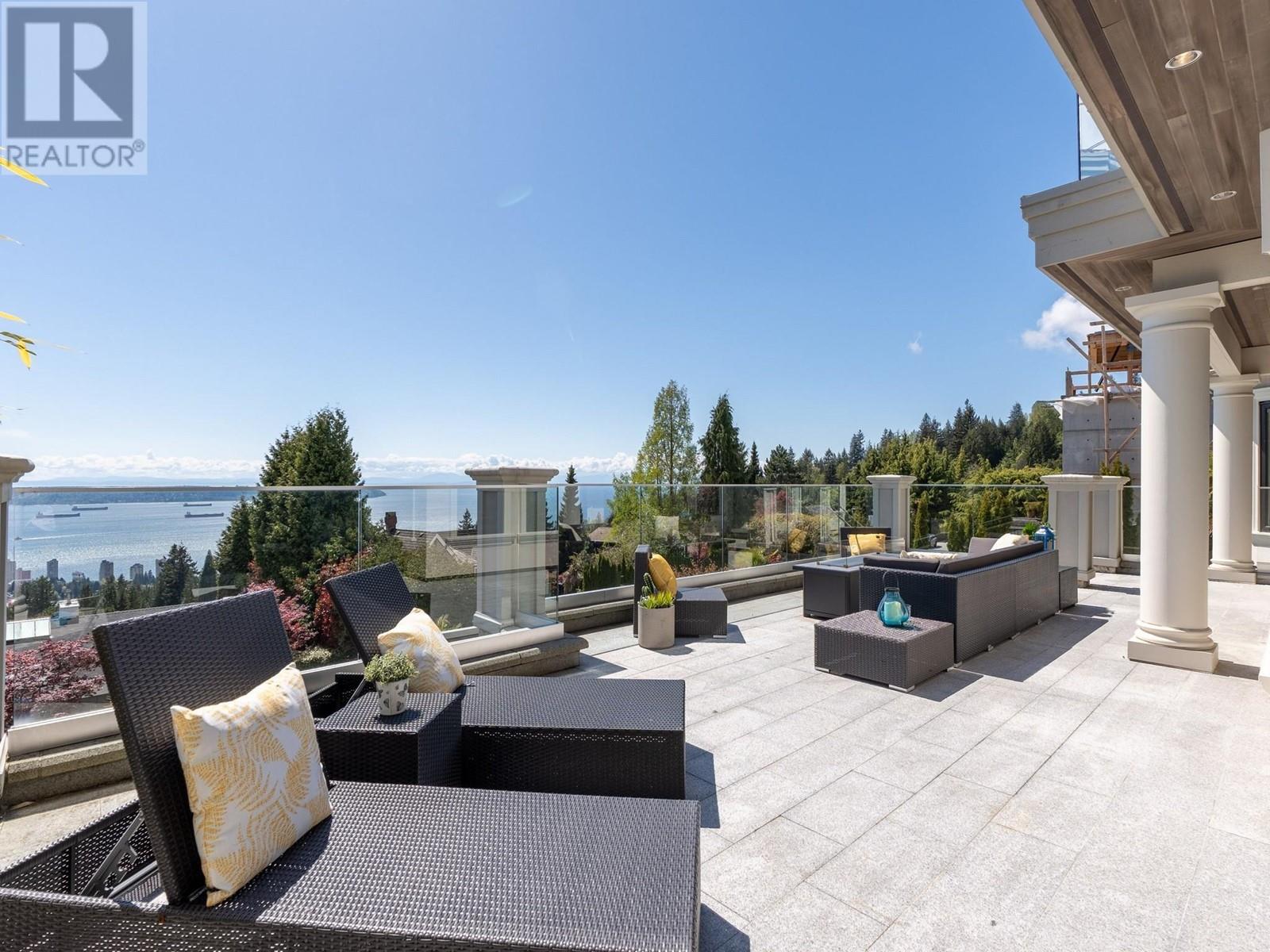For sale 2382 WESTHILL DRIVE, West Vancouver, British Columbia V7S2Z5 R2835928 REALTOR.ca