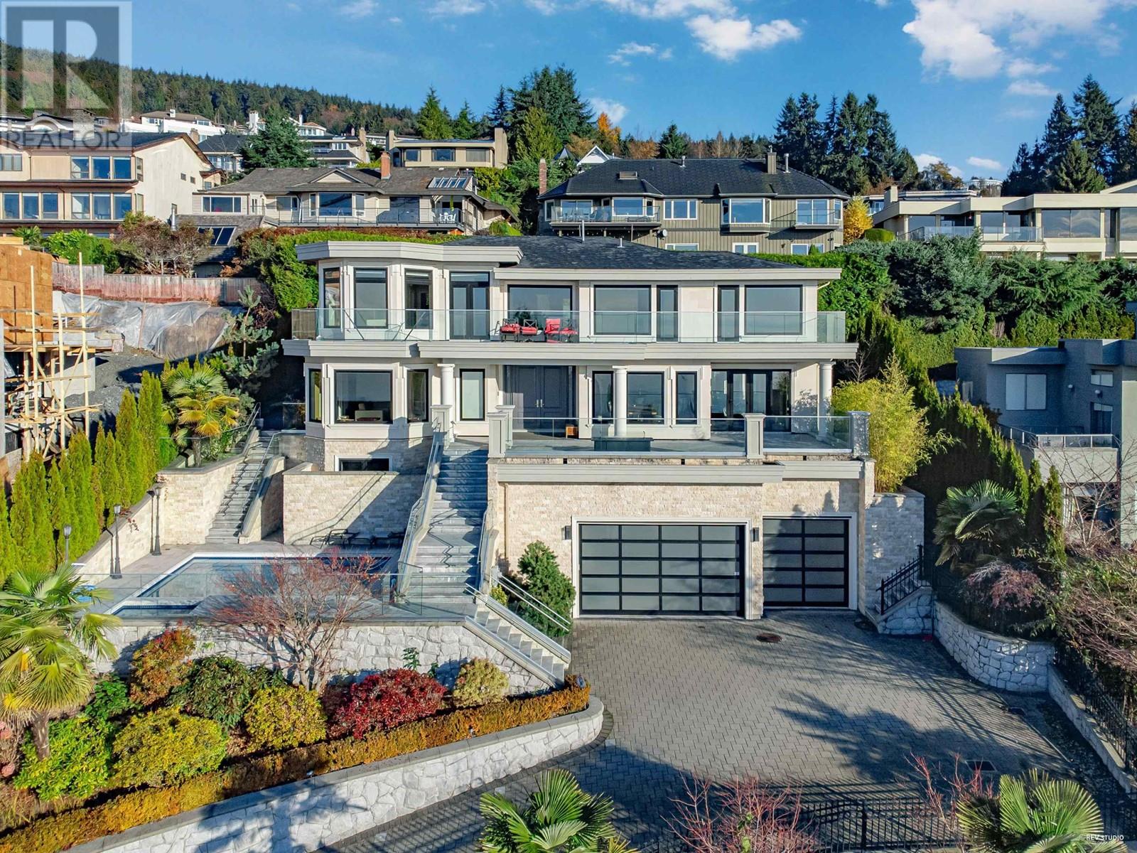 For sale 2382 WESTHILL DRIVE, West Vancouver, British Columbia V7S2Z5 R2835928 REALTOR.ca