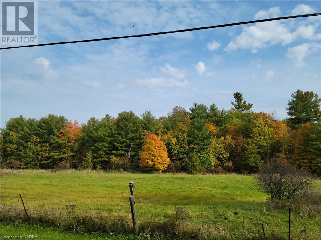 For sale 6000 BATTERSEA Road, South Frontenac, Ontario K0H1H0