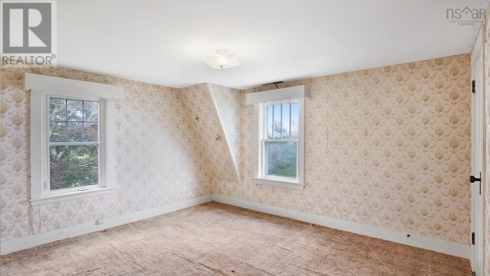 For sale 53 Masons Beach Road, Lunenburg, Nova Scotia B0J2C0