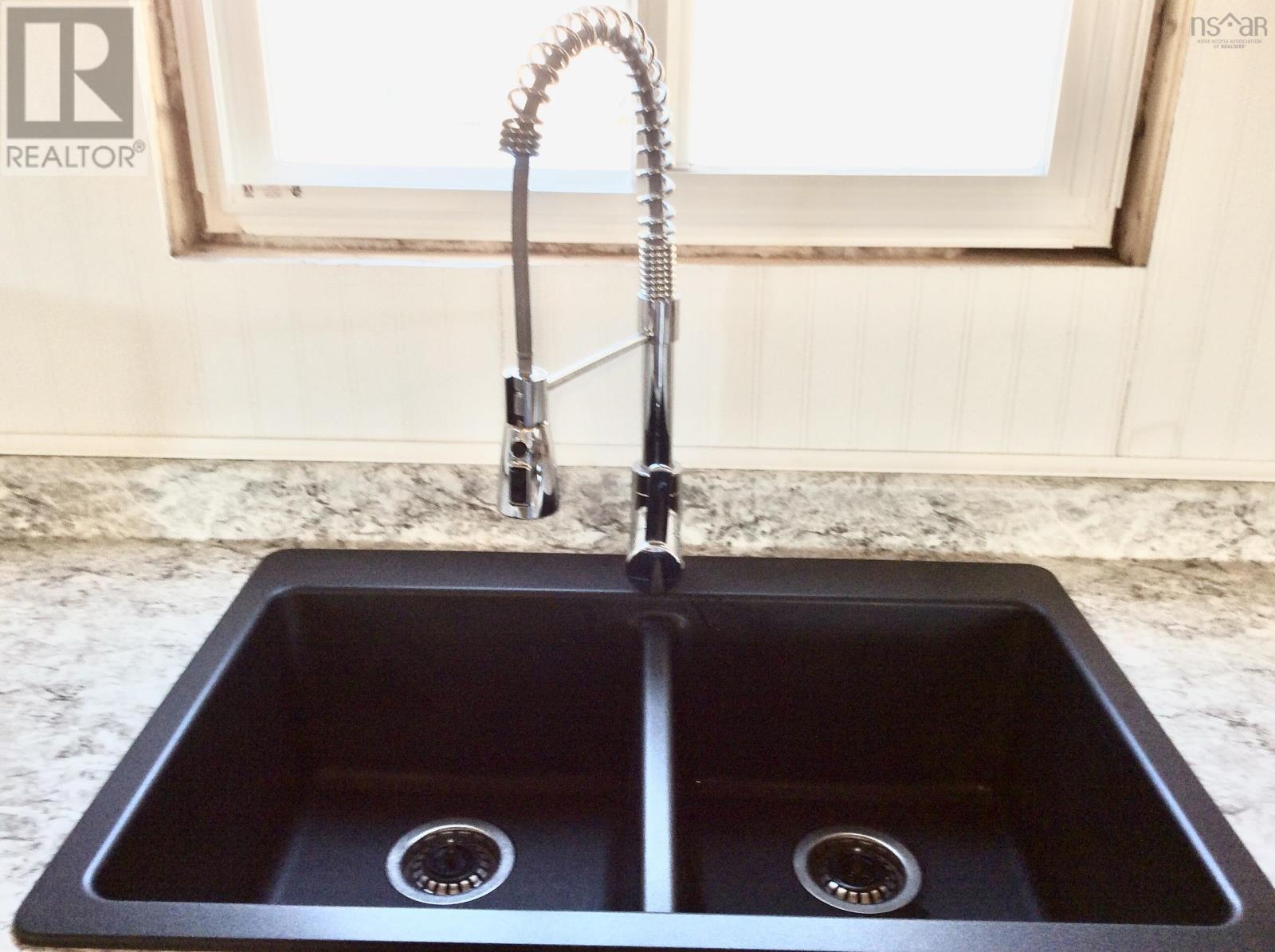 For sale 4522 Highway 16, Half Island Cove, Half Island Cove, Nova