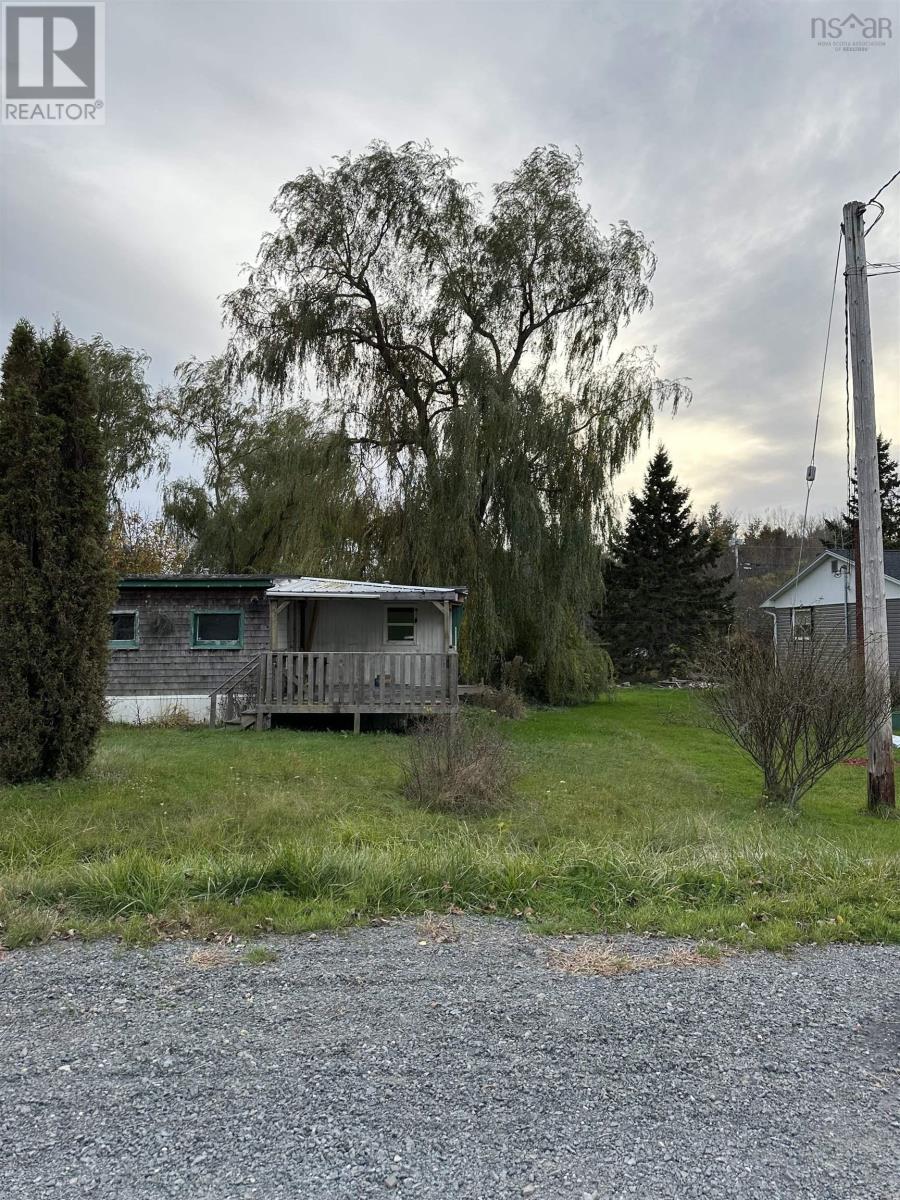 For sale 61 Bowman Road, Garlands Crossing, Nova Scotia B0N2T0