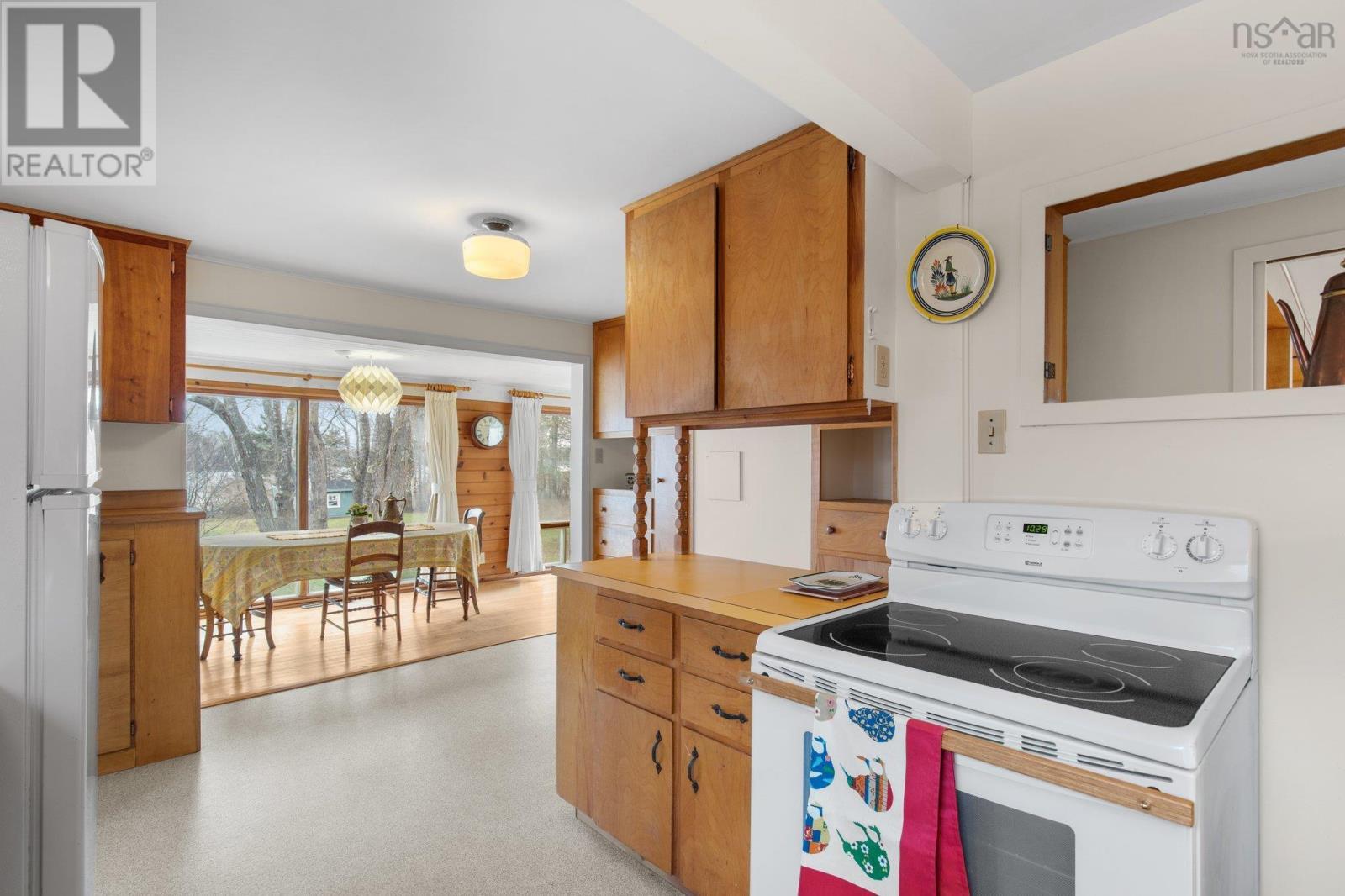 For sale 34 Schooner Cove Road, Head Of St. Margarets Bay, Nova Scotia