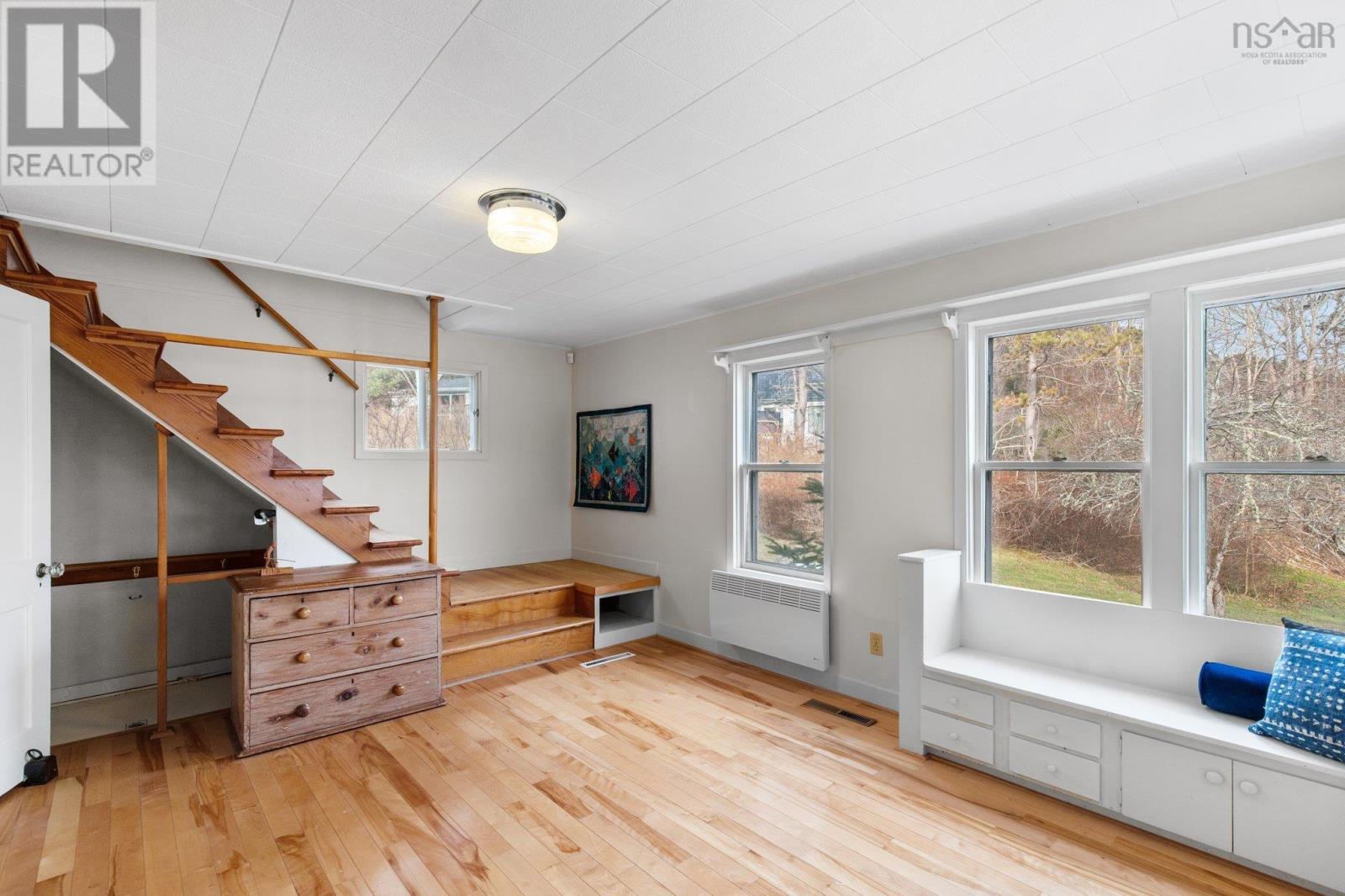 For sale 34 Schooner Cove Road, Head Of St. Margarets Bay, Nova Scotia