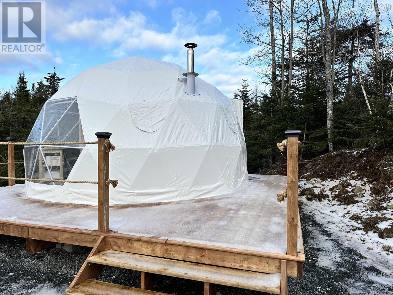 For sale 8463 Highway 7, Musquodoboit Harbour, Nova Scotia B0J2L0