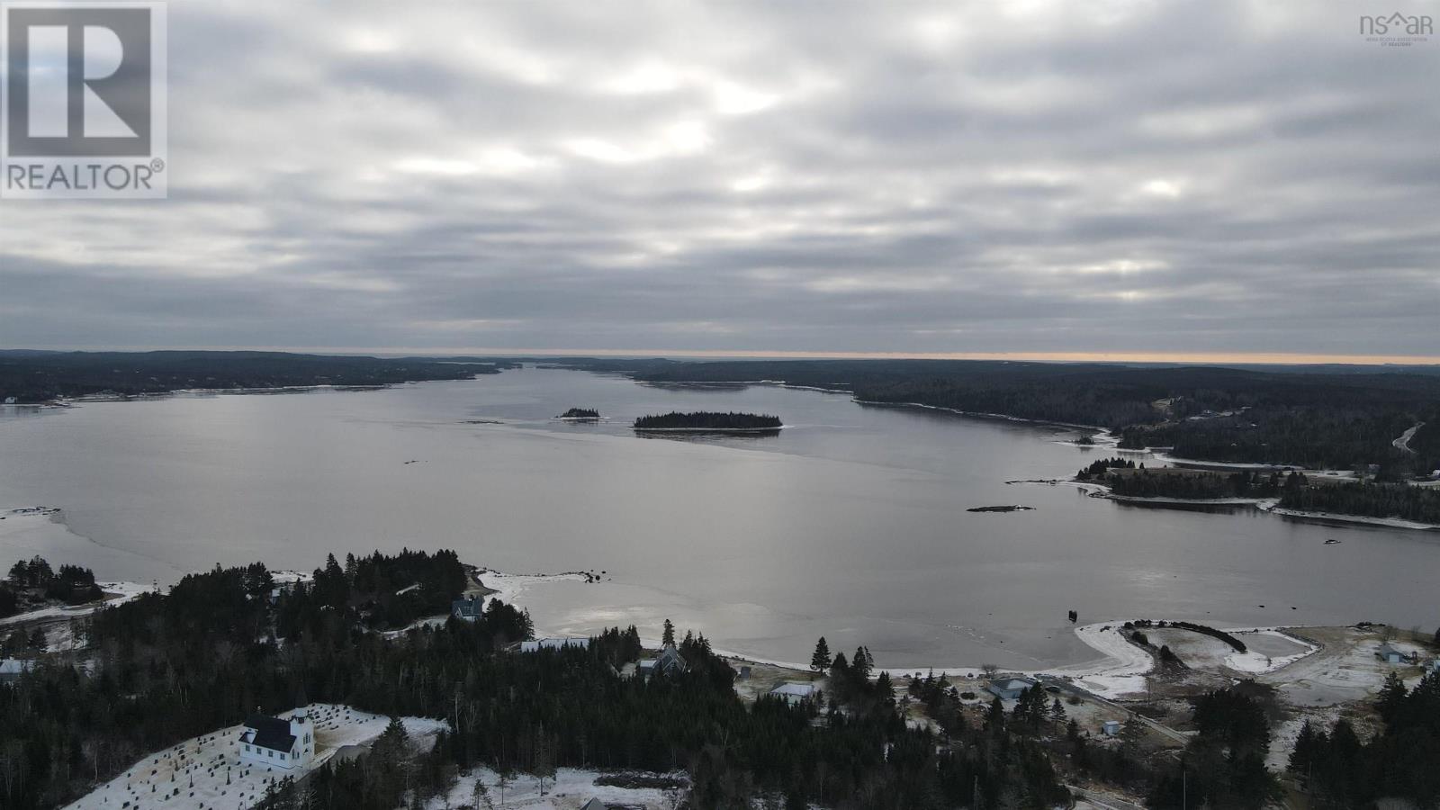 For sale 8463 Highway 7, Musquodoboit Harbour, Nova Scotia B0J2L0