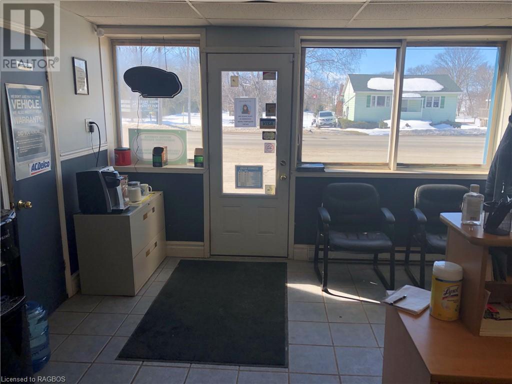 For sale 343 DAVID WINKLER Parkway, Neustadt, Ontario N0G2M0