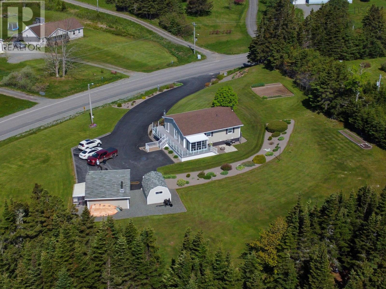 For sale 115 Highway 247, St. Peter's, Nova Scotia B0E3B0 202310970