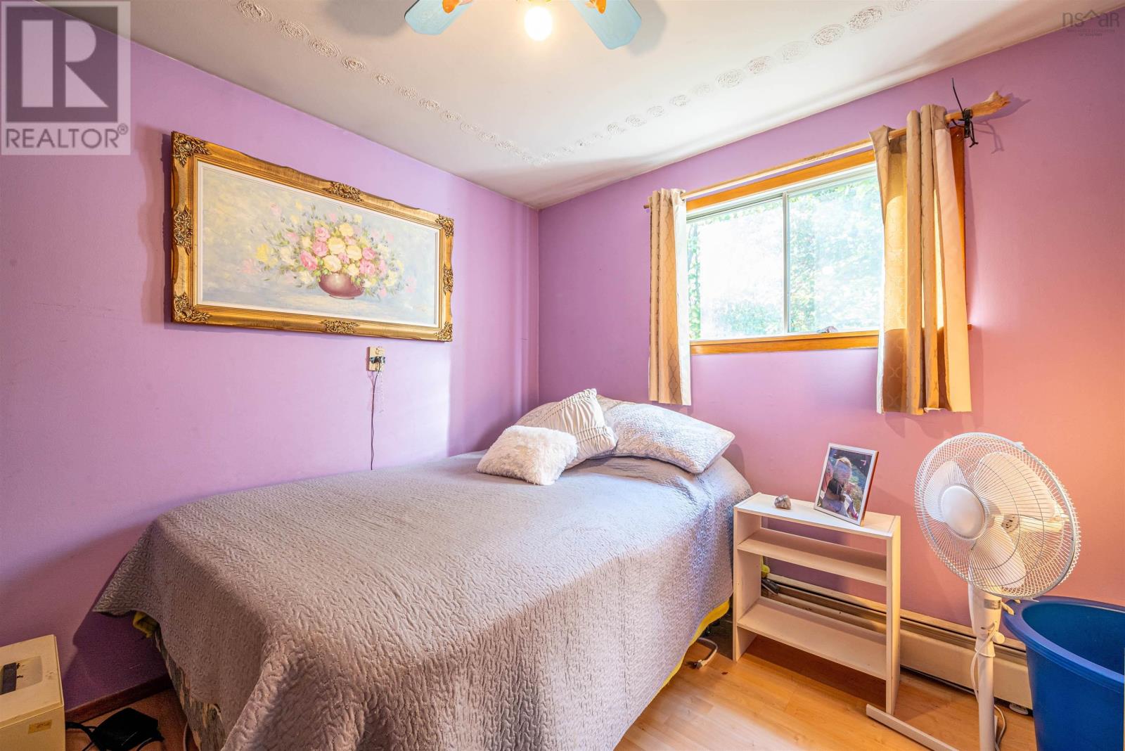 For sale 58 Clearway Street, Mahone Bay, Nova Scotia B0J2E0