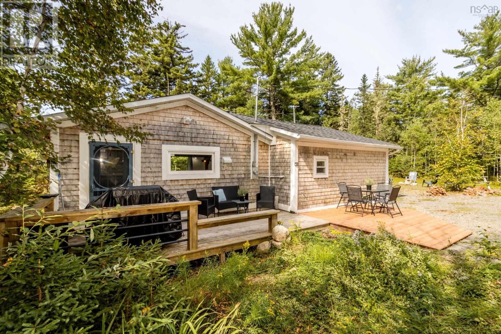 For sale 369 Birch Lane, Aylesford Lake, Nova Scotia B0P1A0