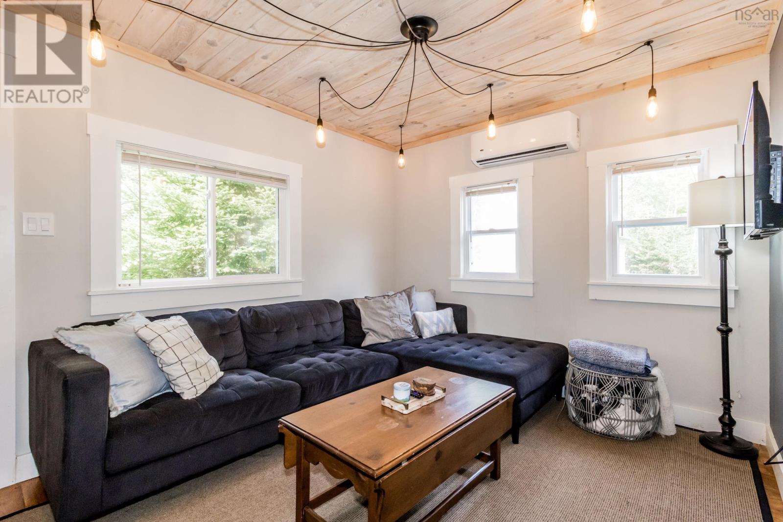 For sale 369 Birch Lane, Aylesford Lake, Nova Scotia B0P1A0