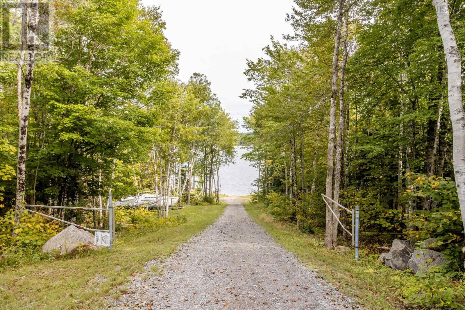 For sale 369 Birch Lane, Aylesford Lake, Nova Scotia B0P1A0
