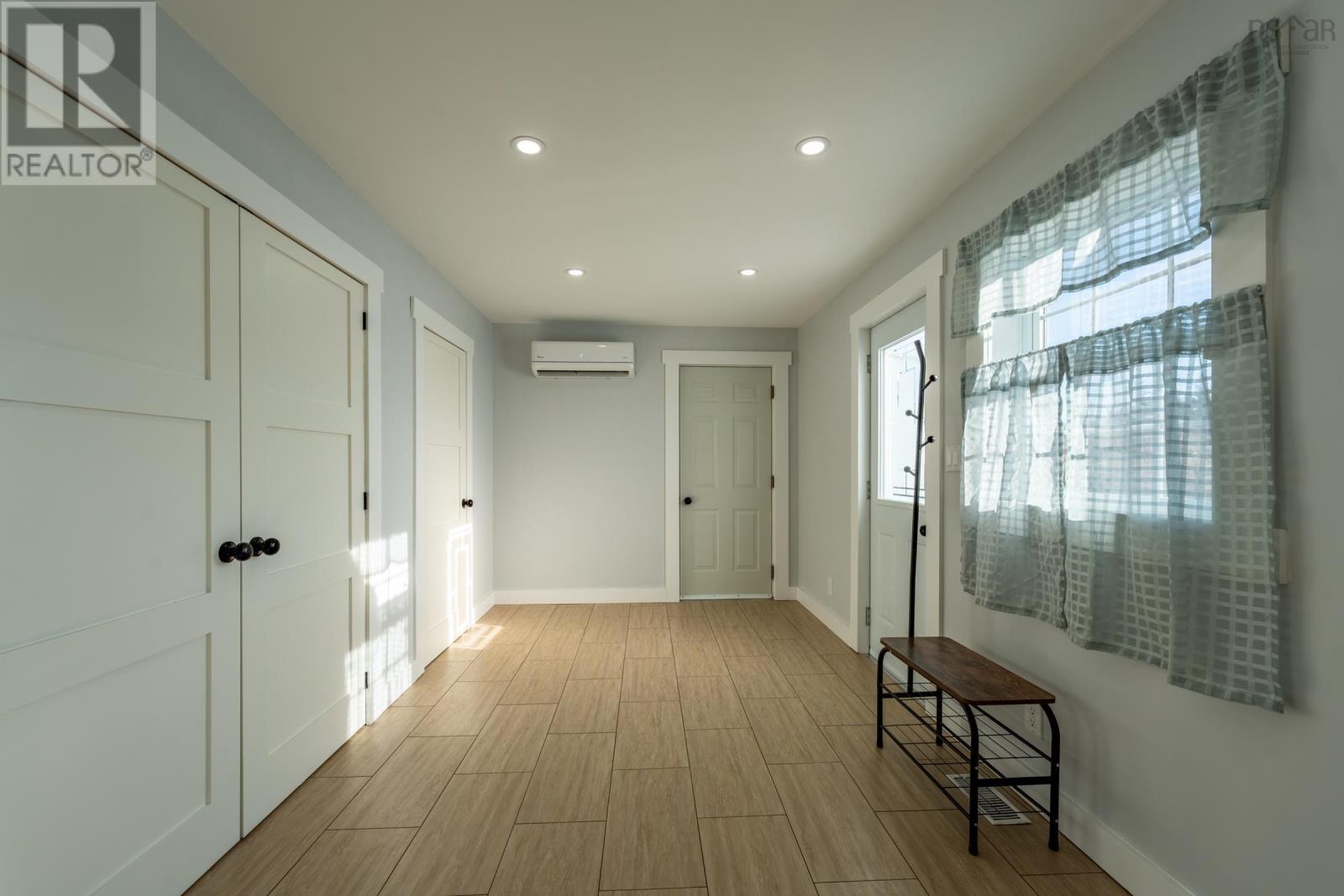 For sale 25 Newell Road, Plymouth, Nova Scotia B0W1B0 202400132