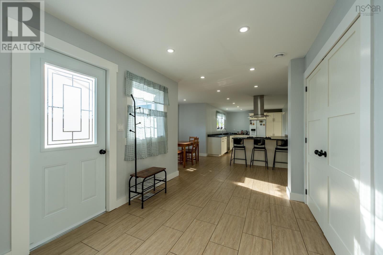 For sale 25 Newell Road, Plymouth, Nova Scotia B0W1B0 202400132