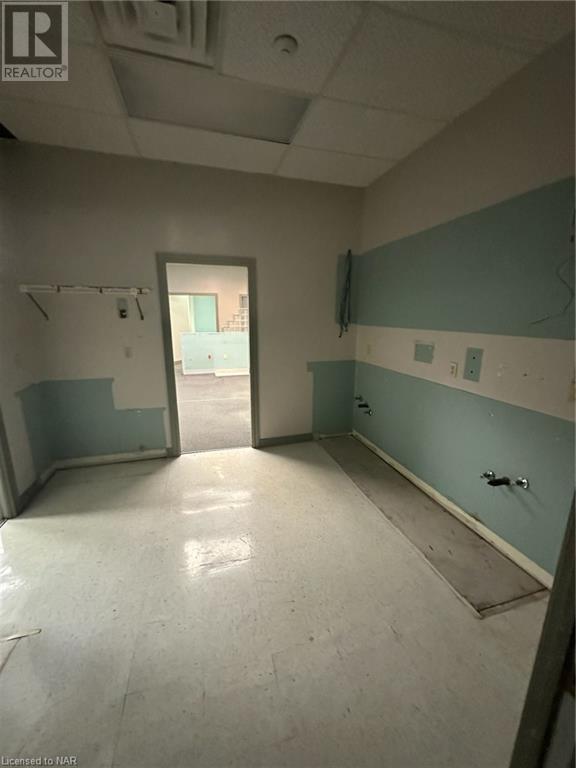 For lease 258 KILLALY Street W Unit 12, Port Colborne, Ontario L3K6A6