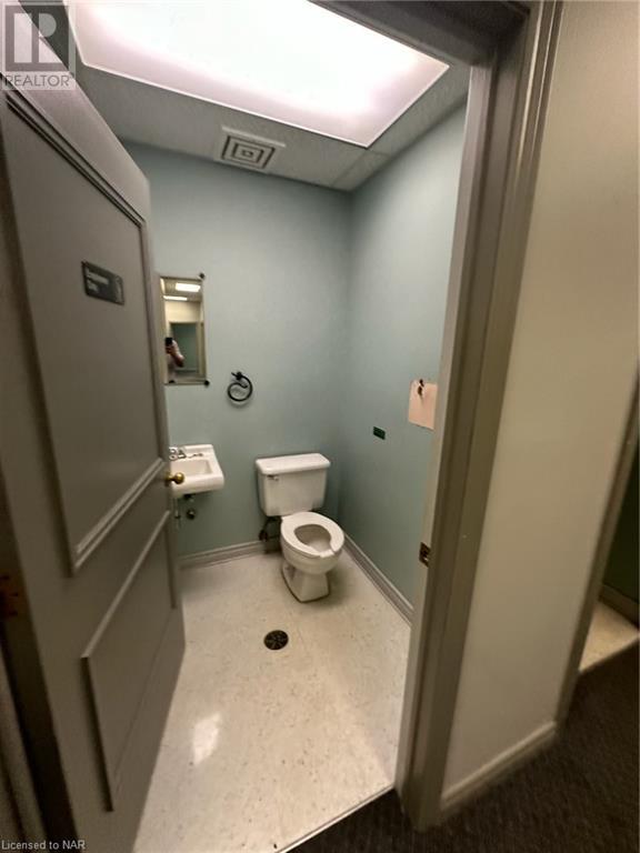 For lease 258 KILLALY Street W Unit 13, Port Colborne, Ontario L3K6A6