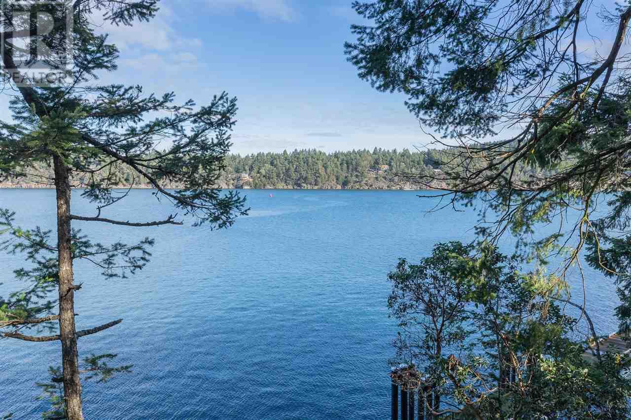 For sale 100 EAST POINT ROAD, Saturna Island, British Columbia V0N2Y0