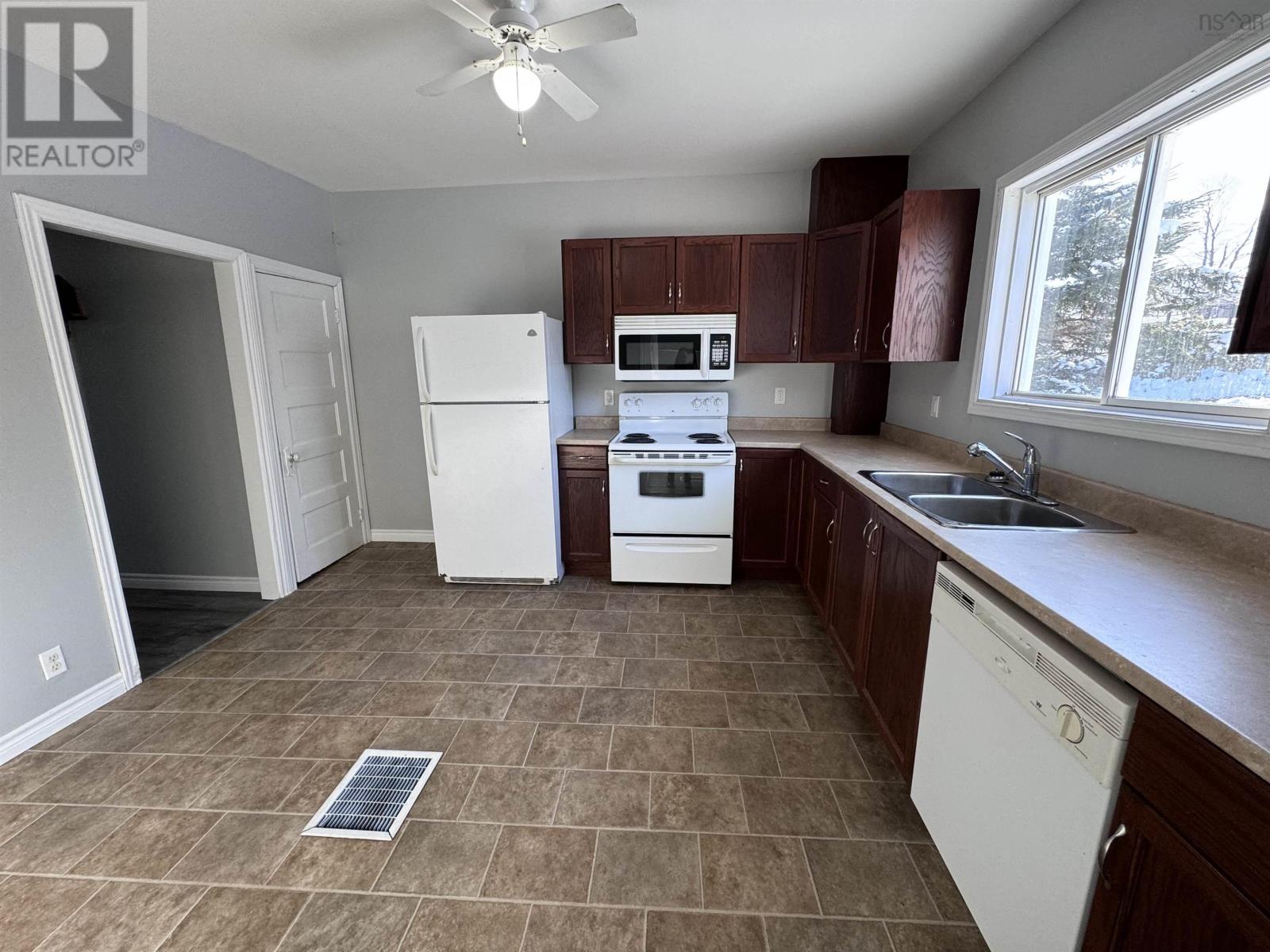 For sale 307 St, Stewiacke, Nova Scotia B0N2J0 202325177