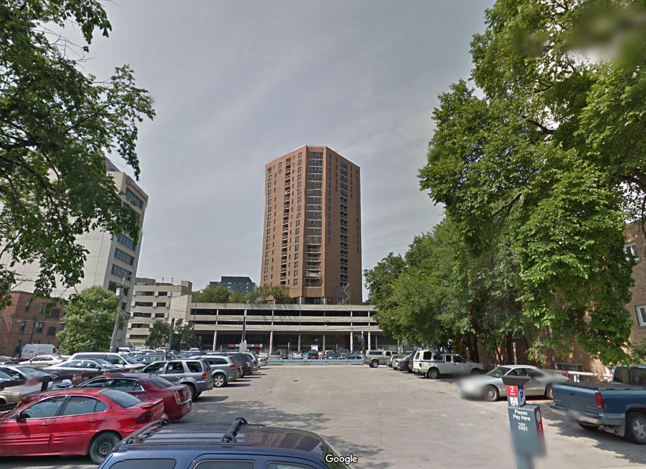 For lease 120 Donald Street, Winnipeg, Manitoba R3C4G2