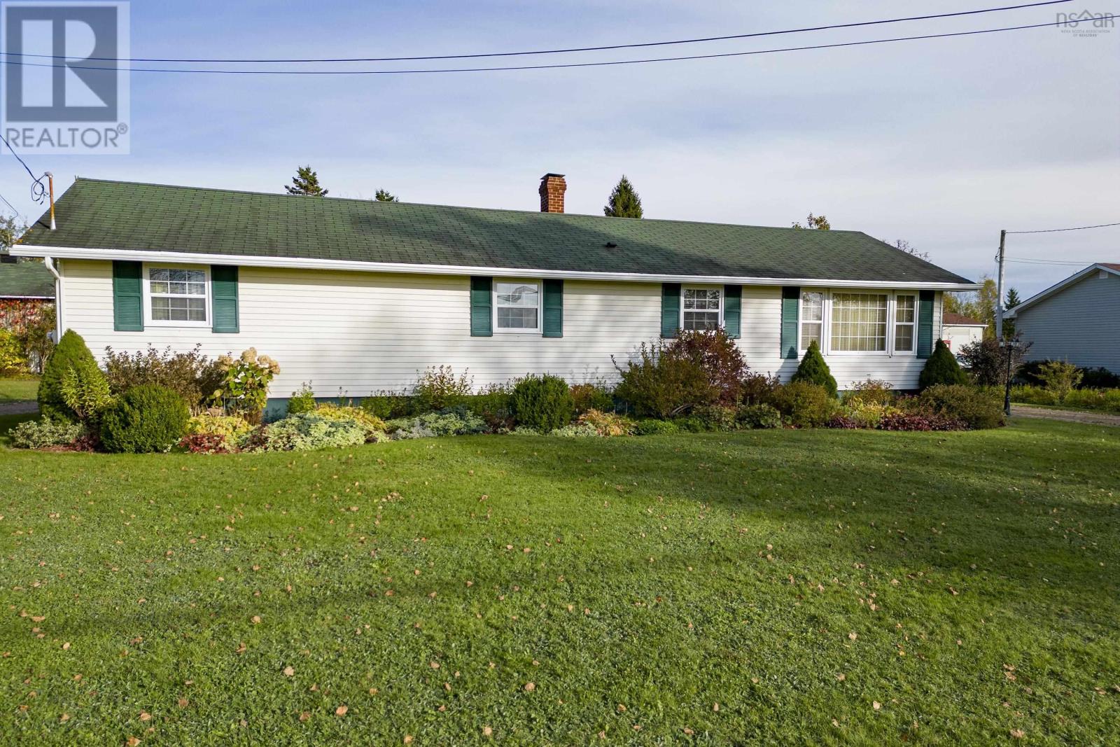 For sale 244 Beaver Dam Road, Parrsboro, Nova Scotia B0M1S0