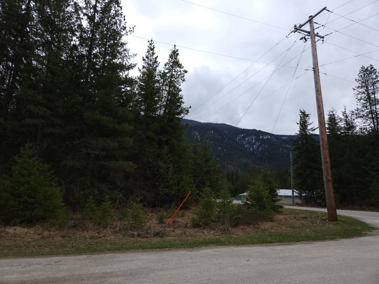 For sale Lots 810 HUME STREET, Slocan, British Columbia V0G2C0