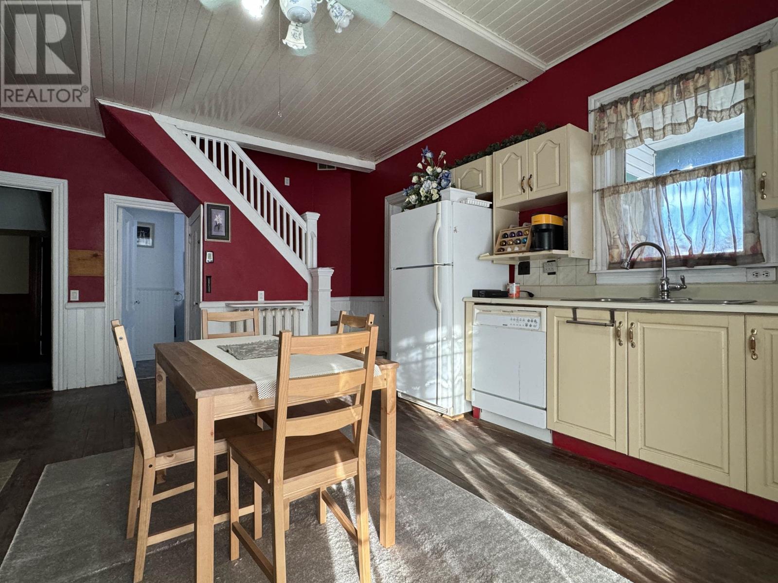 For sale 27 Granville Street, Summerside, Prince Edward Island C1N2Y9