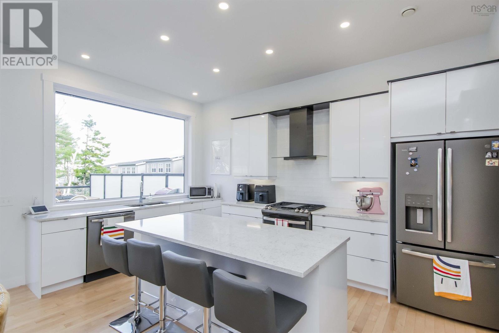 For sale 229 Amesbury Gate, Bedford, Nova Scotia B4B0R8 202323204 REALTOR.ca