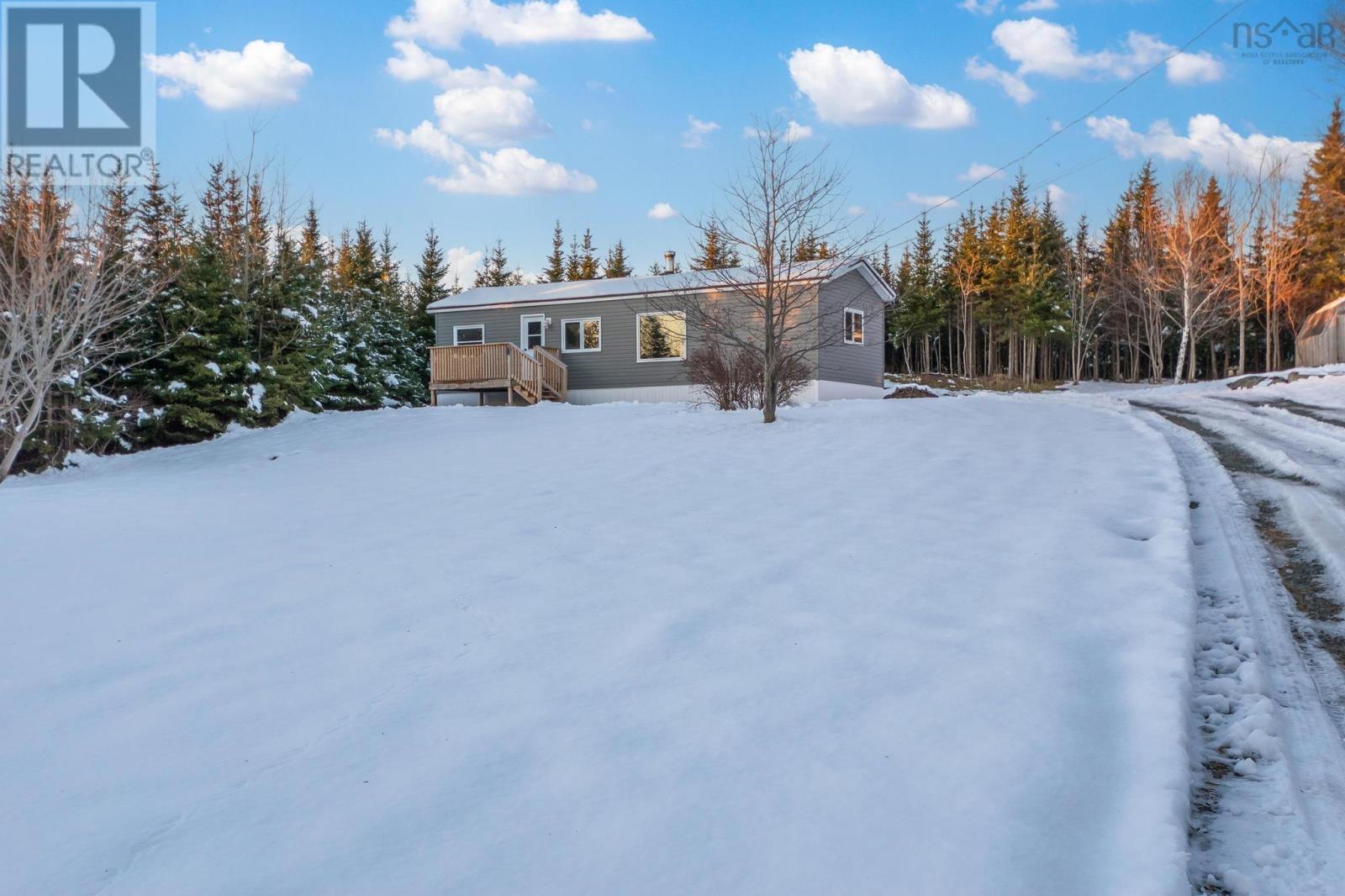 209 Les Collins Avenue, West Chezzetcook, Nova Scotia B0J1N0 REALTOR.ca