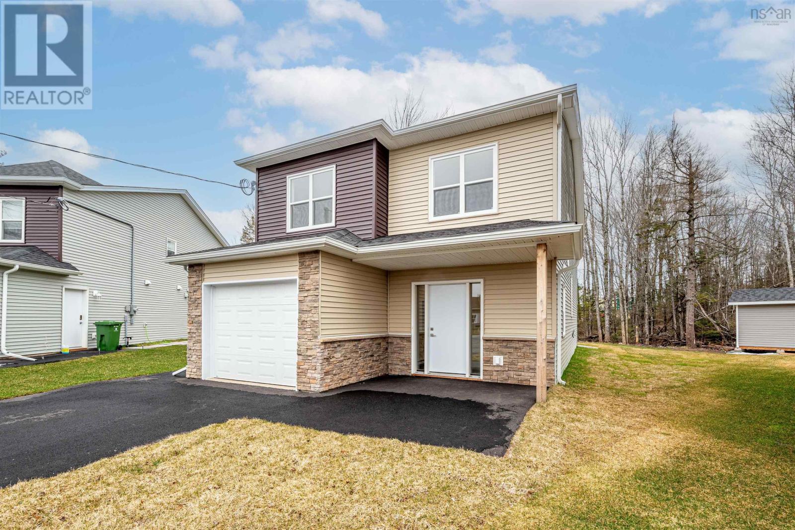 For sale 14 Vernon Court, Elmsdale, Nova Scotia B2S0A1 202400493