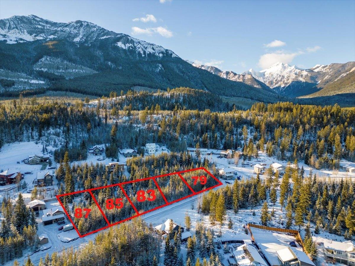 For sale 87 DEERBORNE DRIVE, Elkford, British Columbia V0B1H0